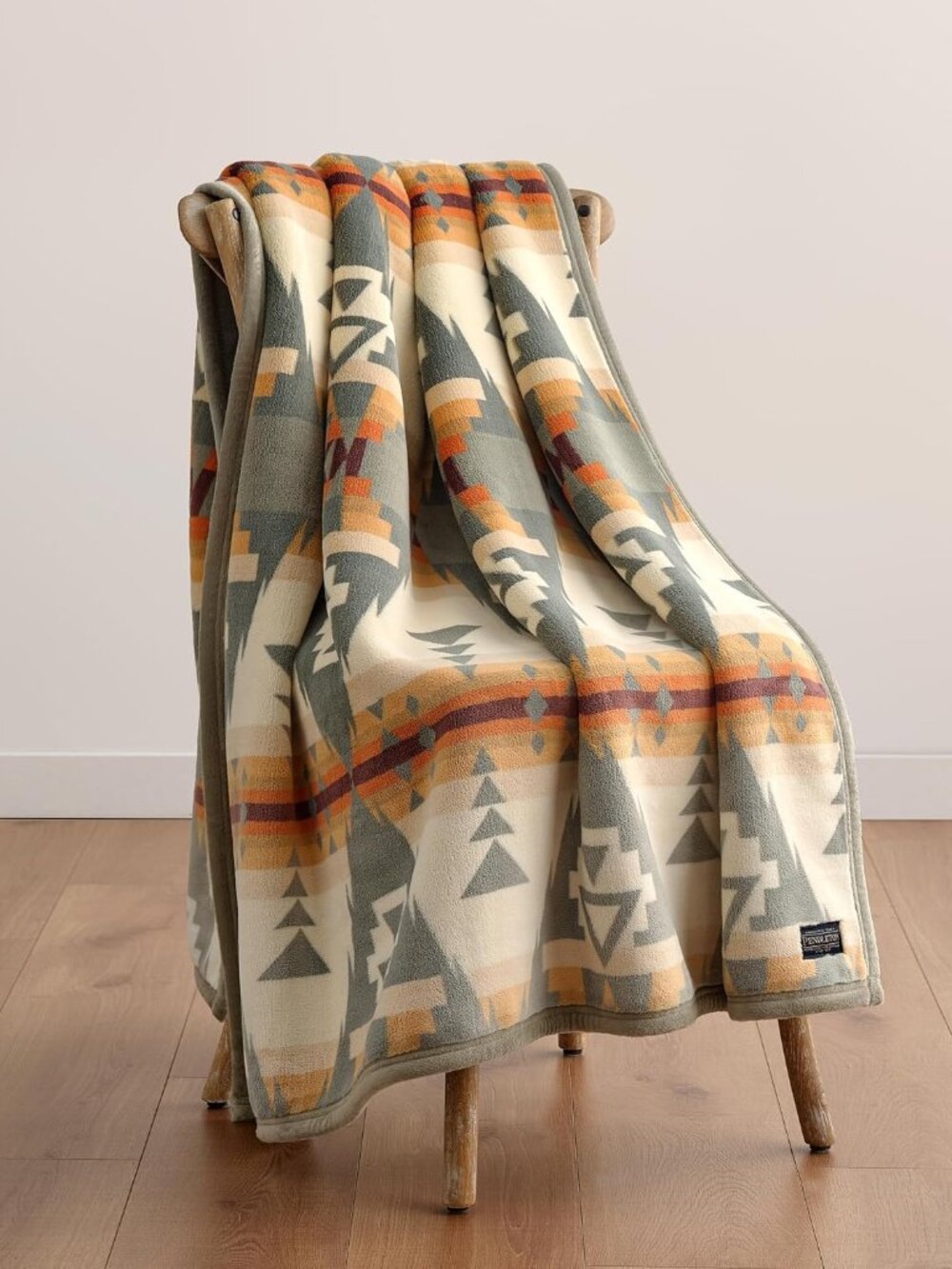 Pendleton Siskiyou Fleece Throw Blanket, Southwestern, 50"x70", Sage Green